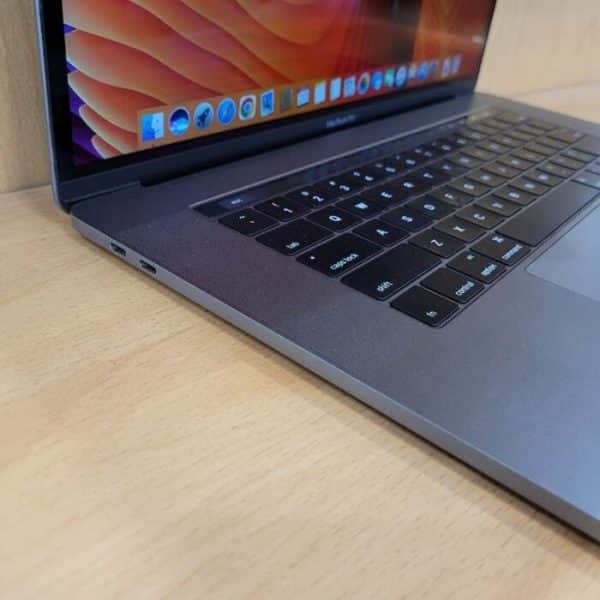لپ تاپ استوک اپل MacBook Pro 2016 پردازنده Core i7 تاچ بار